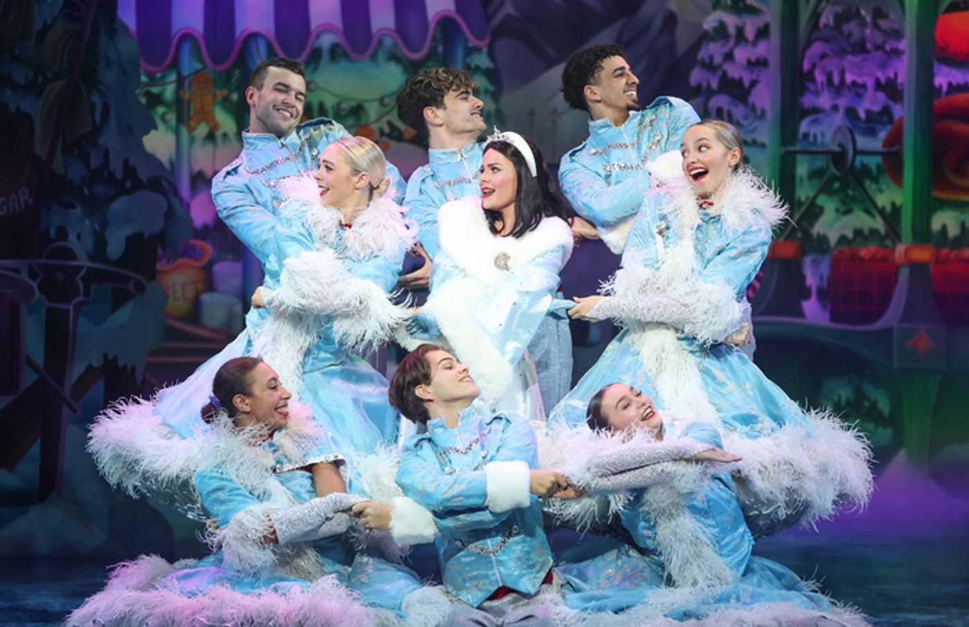 Photos: Get a First Look at SNOW WHITE AND THE SEVEN DWARFS at Southampton's Mayflower Theatre Photos: Get a First Look at SNOW WHITE AND THE SEVEN DWARFS at Southampton's Mayflower Theatre Image