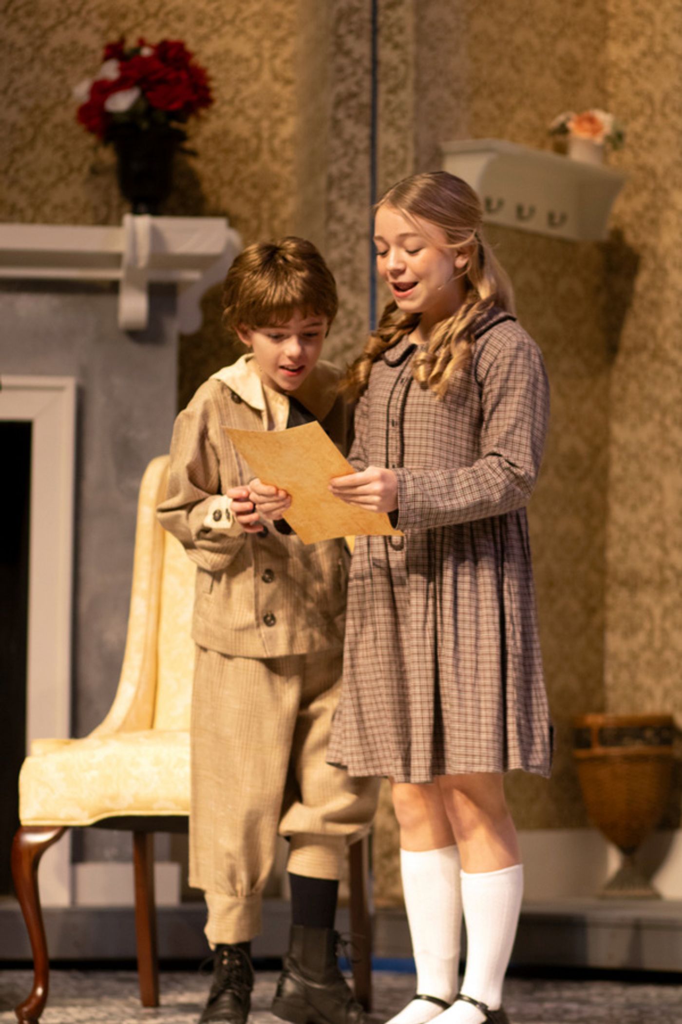 Photos: First Look At MARY POPPINS From City Circle Theatre Company Photos: First Look At MARY POPPINS From City Circle Theatre Company Image