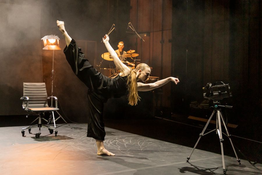 Photos: First Look at IS IT THURSDAY YET? at the Perelman Performing Arts Center Image