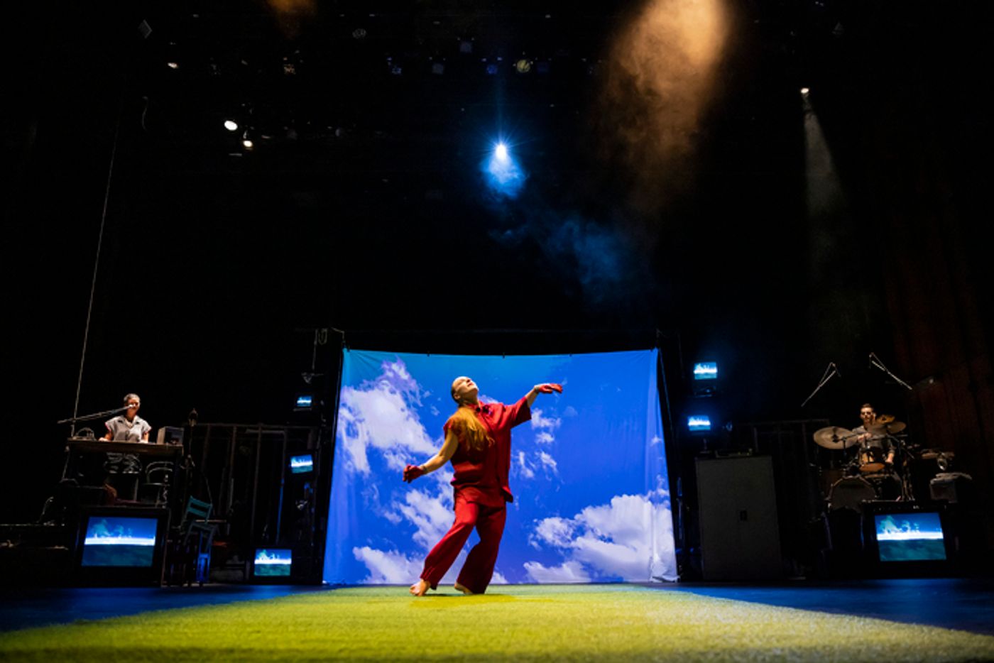 Photos: First Look at IS IT THURSDAY YET? at the Perelman Performing Arts Center Photos: First Look at IS IT THURSDAY YET? at the Perelman Performing Arts Center Image