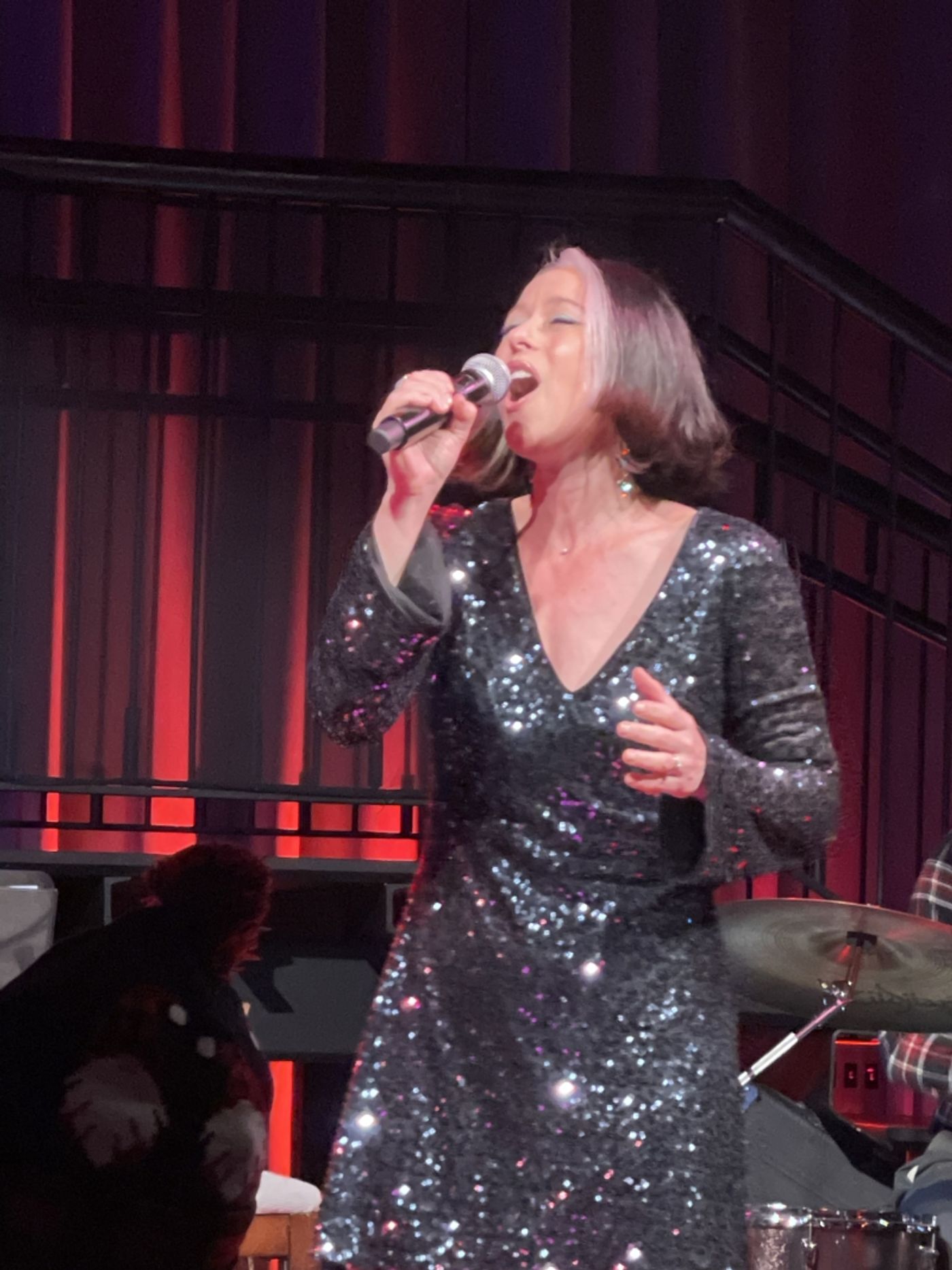 Review: A ROBERT BANNON CHRISTMAS SPECIAL at Chelsea Table + Stage is Merry and Bright!  Image