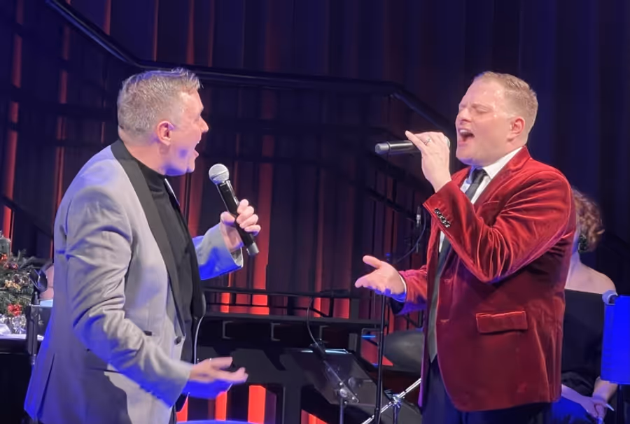 Review: A ROBERT BANNON CHRISTMAS SPECIAL at Chelsea Table + Stage is Merry and Bright! Image