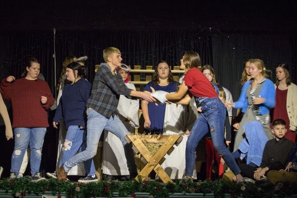 Photos: First Look At VPCT's THE BEST CHRISTMAS PAGEANT EVER  Image