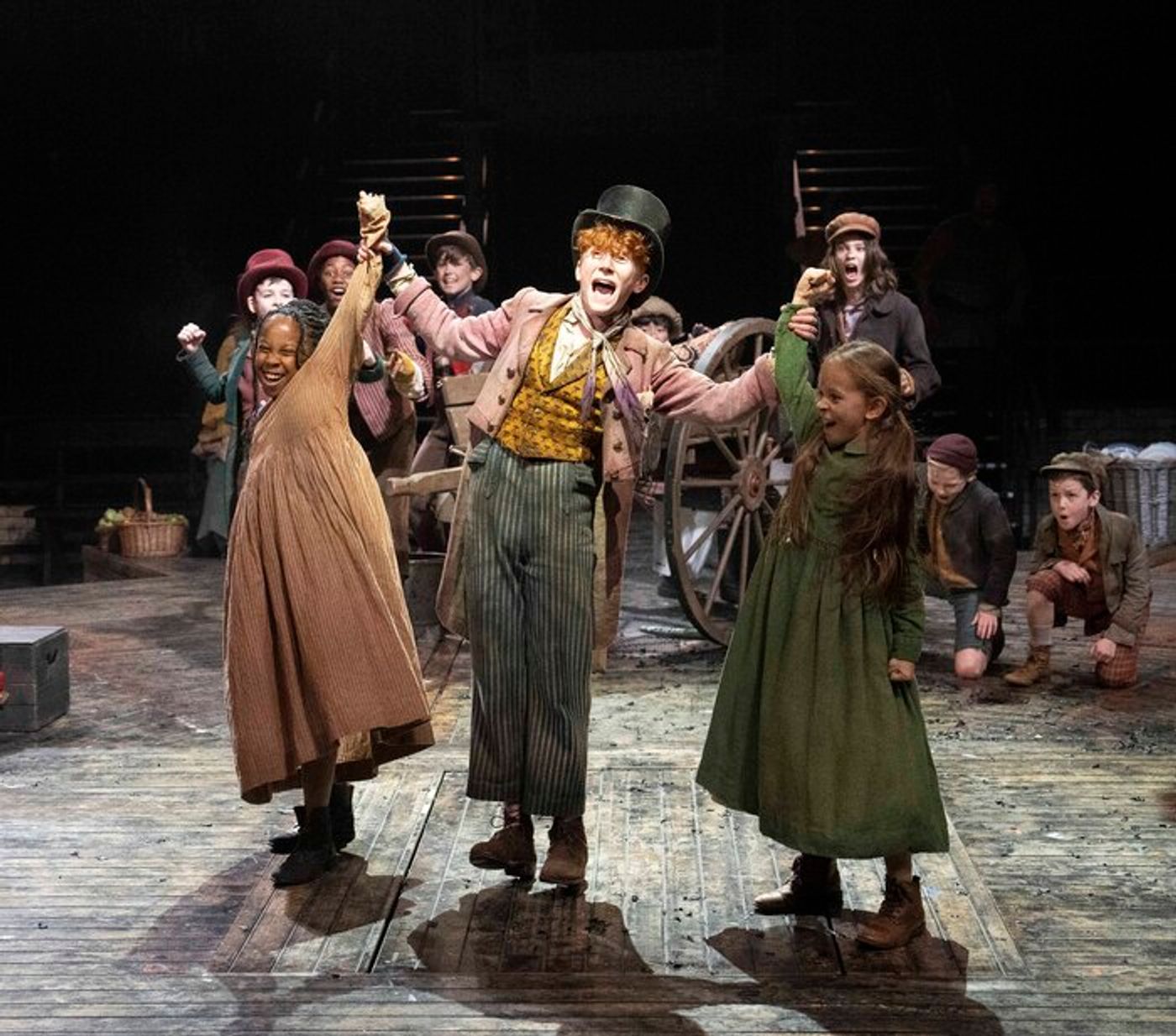 Video/Photos: First Look At OLIVER! At Leeds Playhouse  Image