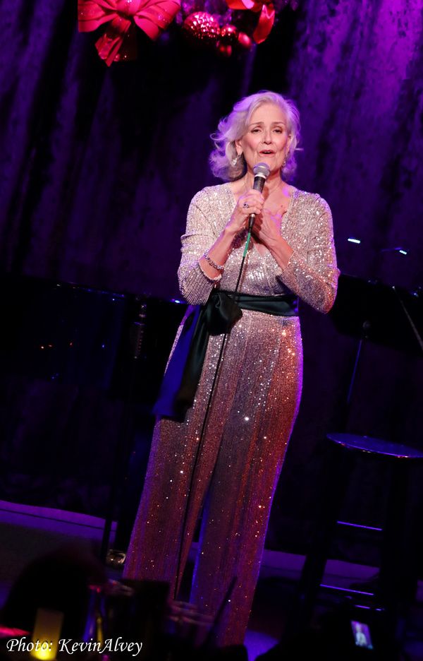 Photos: Karen Mason Celebrates Christmas at Birdland  Image