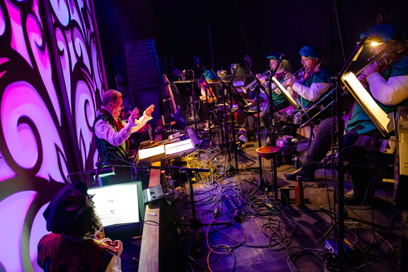 Photos: Behind The Scenes of Wolverhampton Grand's SNOW WHITE Panto  Image