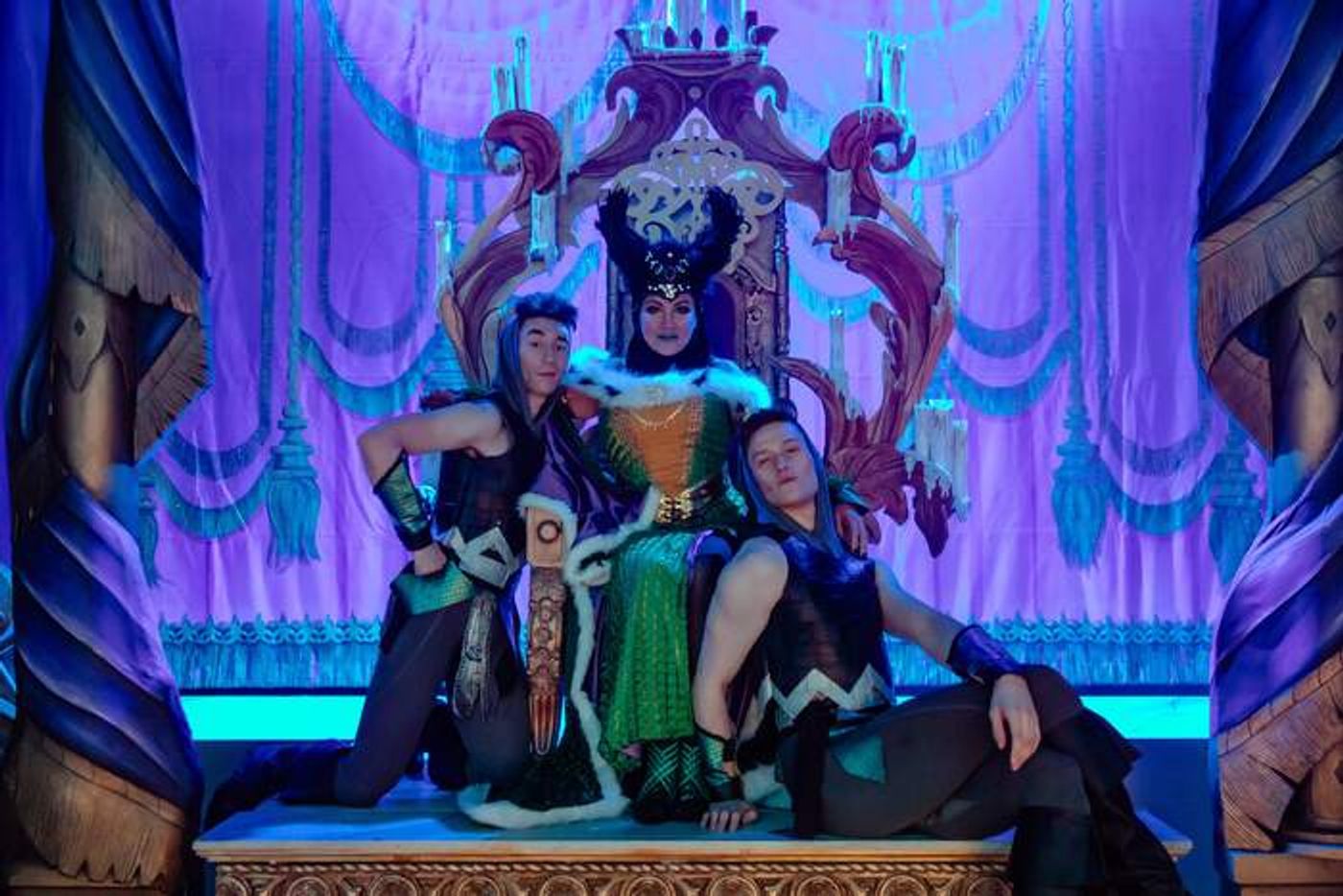Photos: Behind The Scenes of Wolverhampton Grand's SNOW WHITE Panto  Image