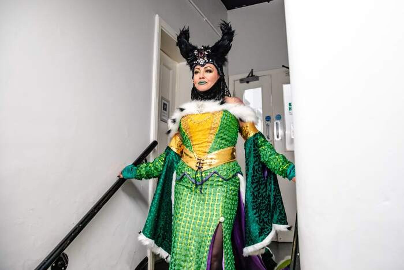 Photos: Behind The Scenes of Wolverhampton Grand's SNOW WHITE Panto  Image