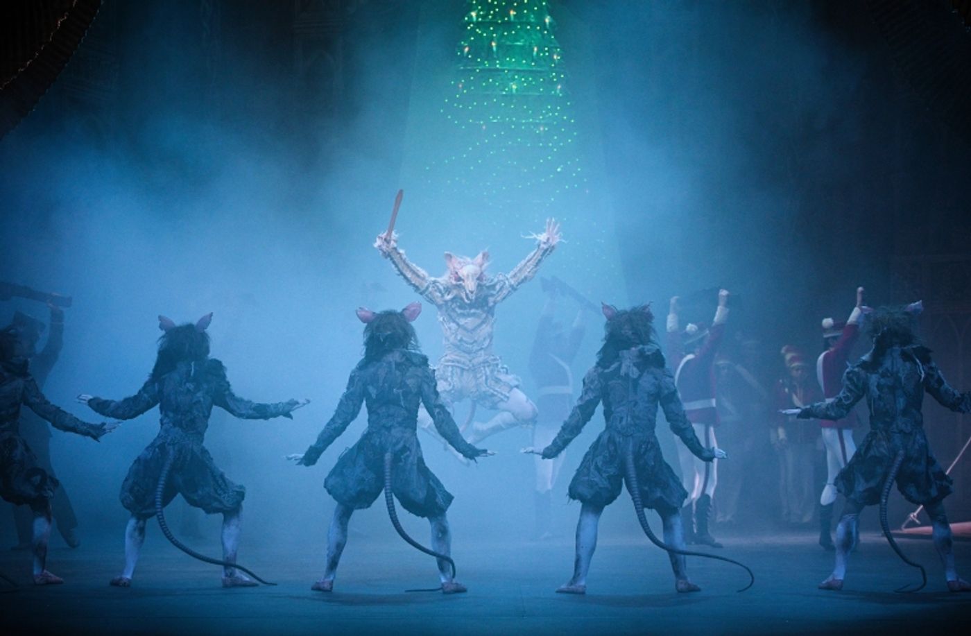 Review: NUTCRACKER, London Coliseum  Image