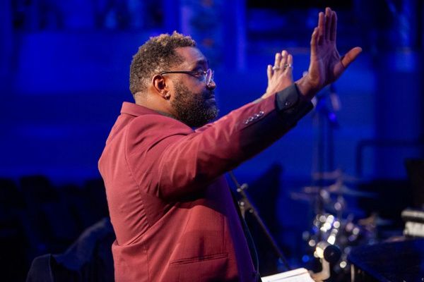 Photos: Gay Men's Chorus Of Los Angeles Preps For HOORAY FOR HOLIDAYS Concert  Image