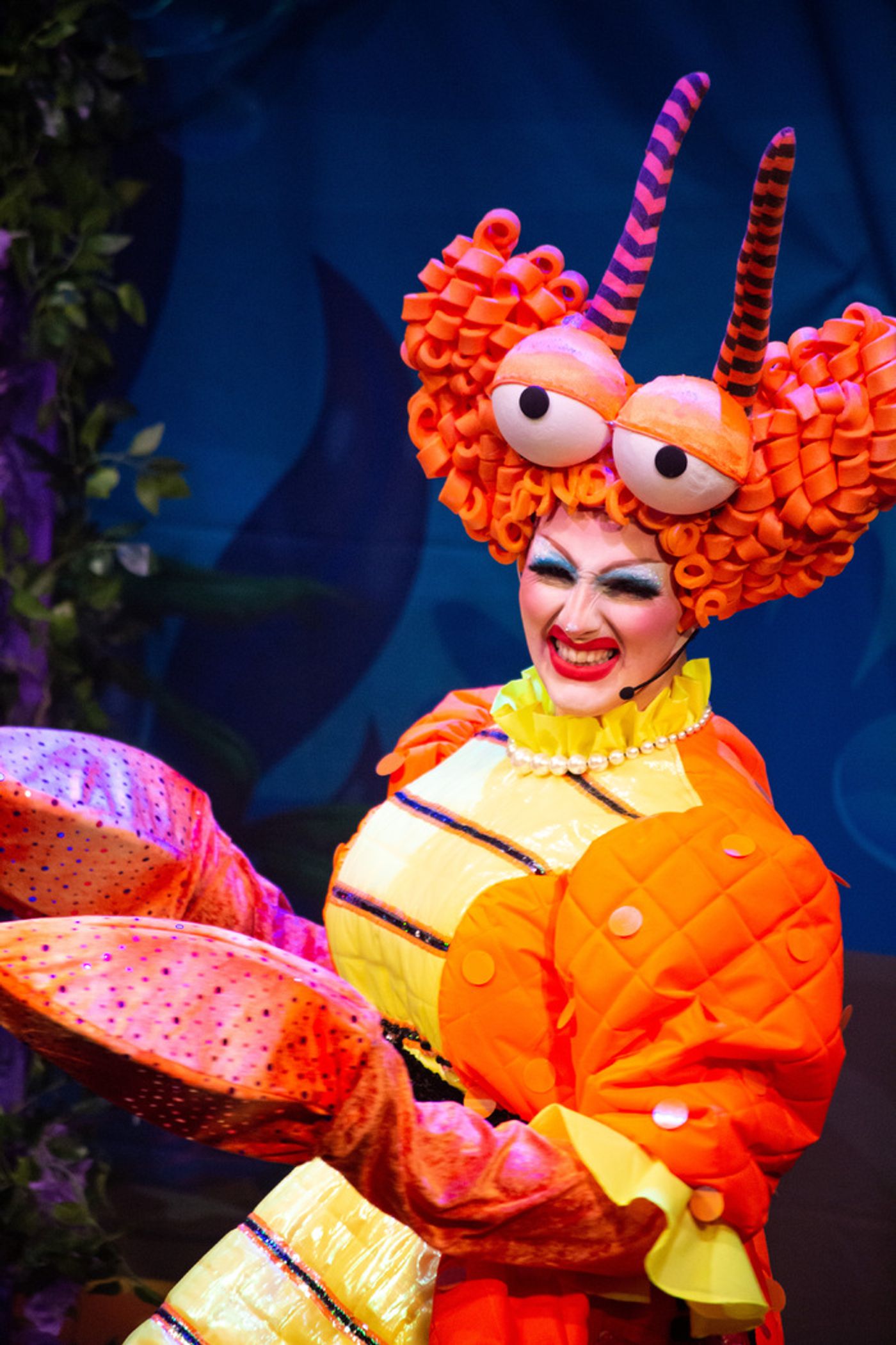 Photos: First Look at THE LITTLE MERMAID Pantomime at Hoxton Hall  Image