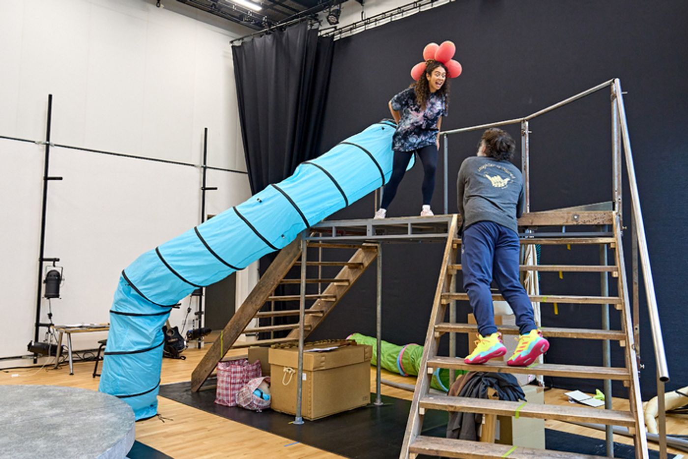 Photos: Inside Rehearsal For Spymonkey's THE FROGS  Image