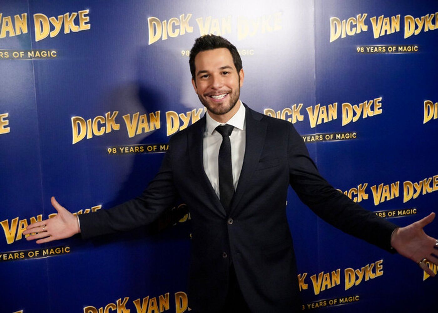 Photos/Video: First Look at DICK VAN DYKE 98 YEARS OF MAGIC Special on CBS With Amber Riley, Jason Alexander & More  Image