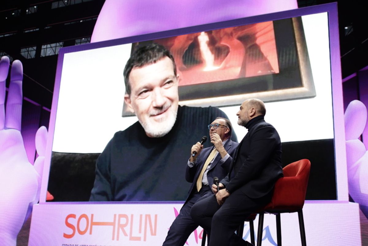 Antonio Banderas, Arturo Bernal Bergua y Domingo Merlín at 