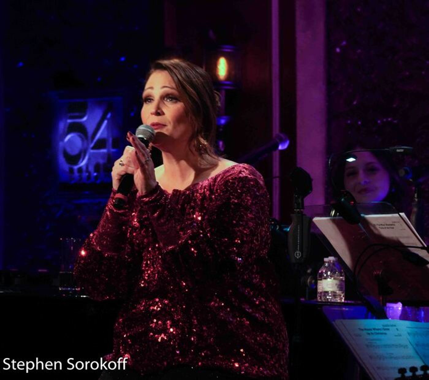 Photos: Lisa Howard Brings Her Holiday Special to 54 Below  Image