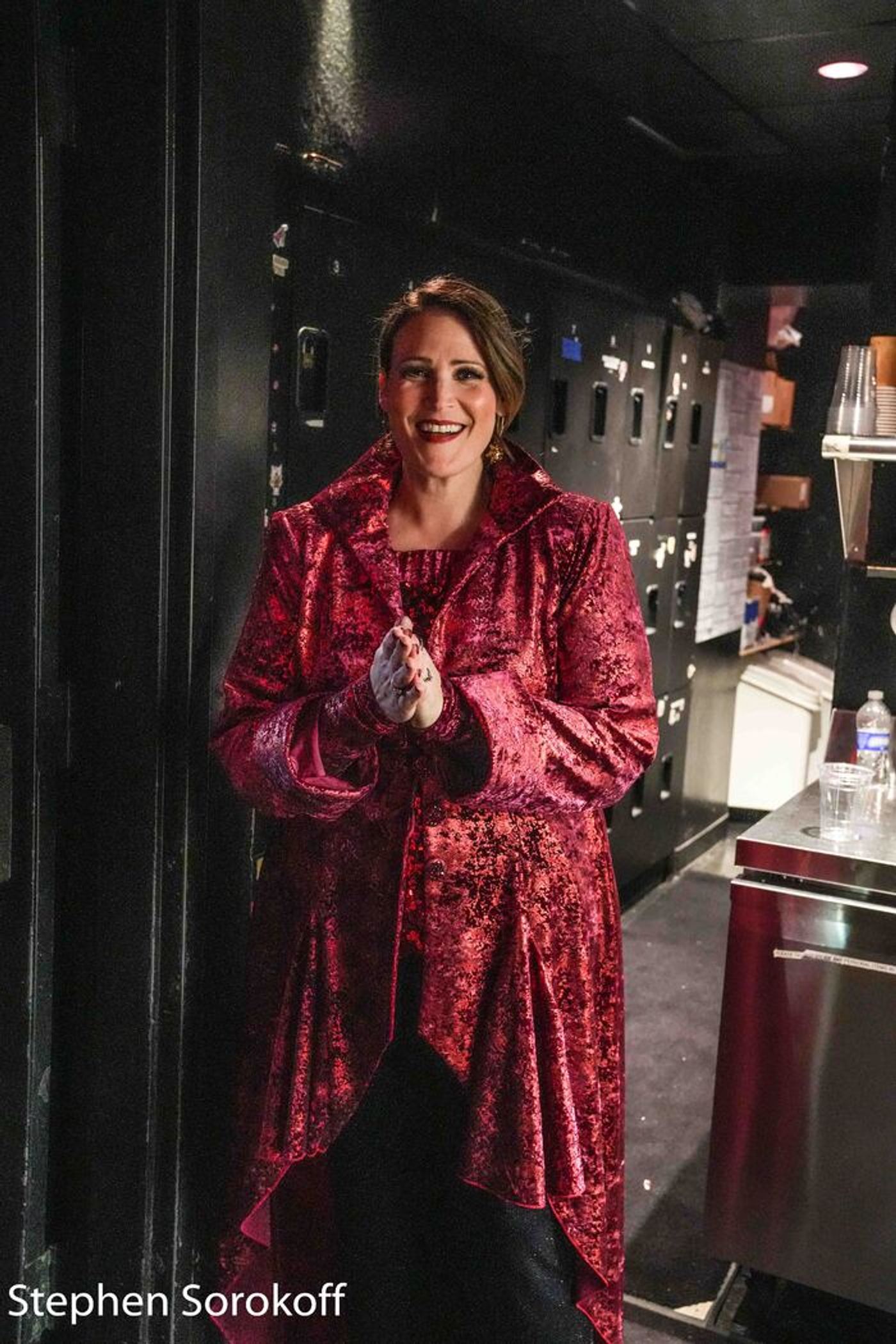 Photos: Lisa Howard Brings Her Holiday Special to 54 Below  Image