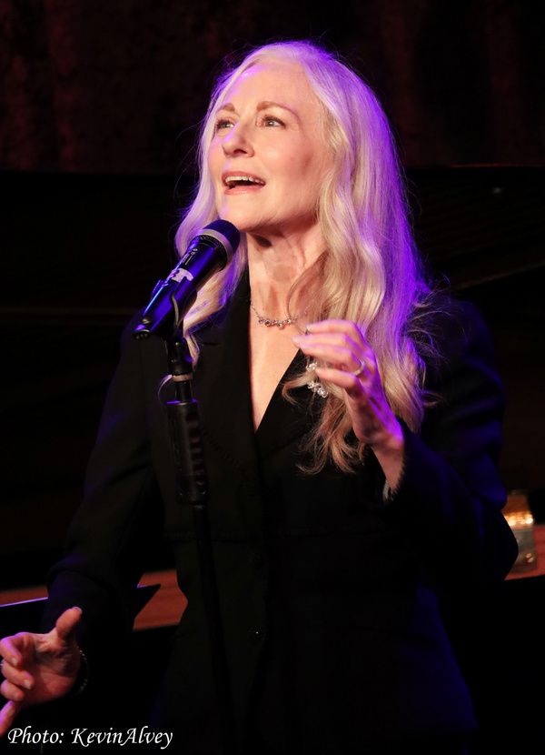 Photos: James Barbour Celebrates The Holidays At Birdland Jazz  Image