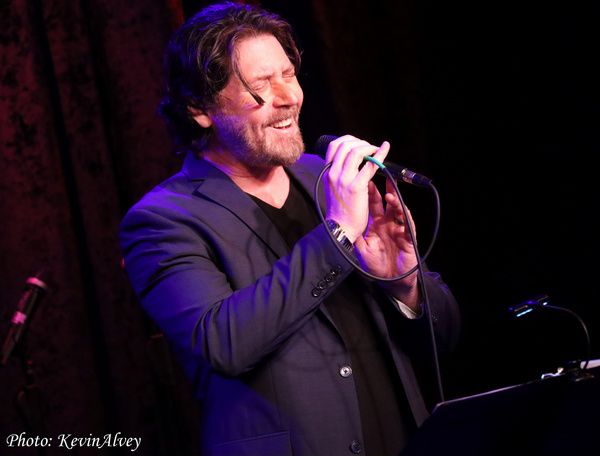 Photos: James Barbour Celebrates The Holidays At Birdland Jazz  Image