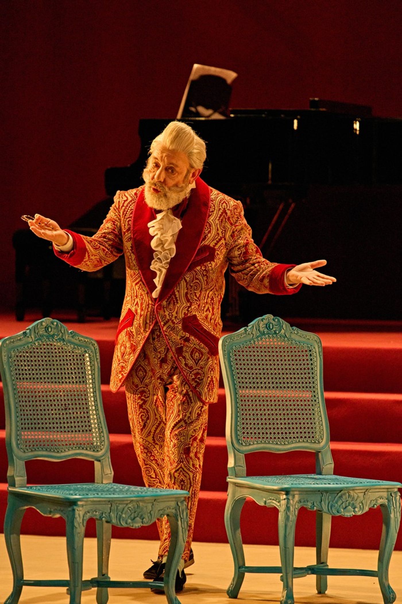 Photos: Hoy se estrena LOS BUFOS MADRILEÑOS en el Teatro de la Comedia Photos: Hoy se estrena LOS BUFOS MADRILEÑOS en el Teatro de la Comedia Image