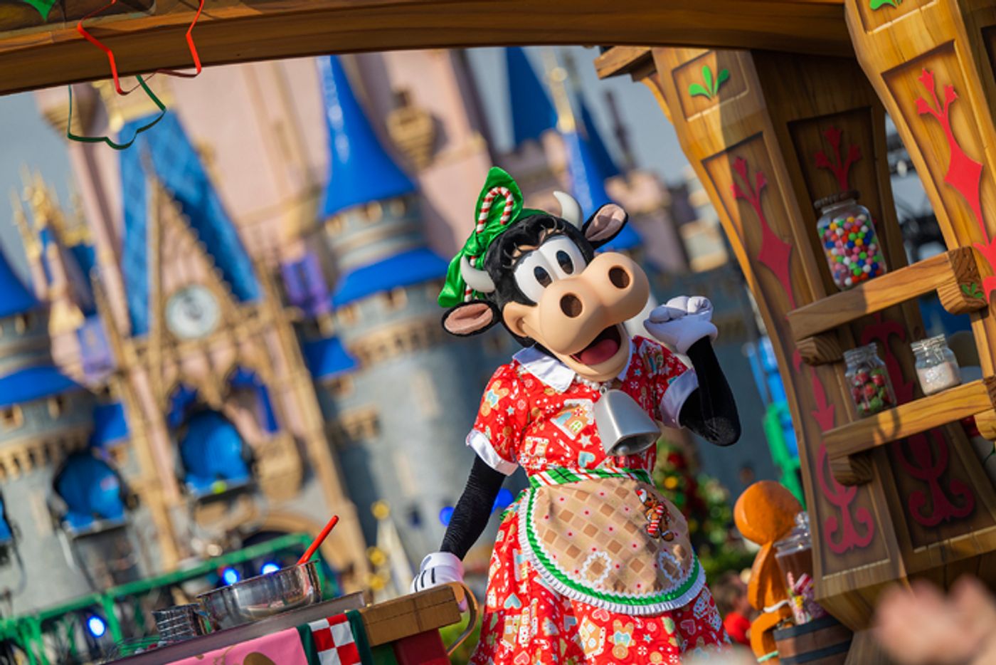 Photos: ALADDIN, Ariana DeBose & More Perform at Disney's Christmas Day Parade Photos: ALADDIN, Ariana DeBose & More Perform at Disney's Christmas Day Parade Image