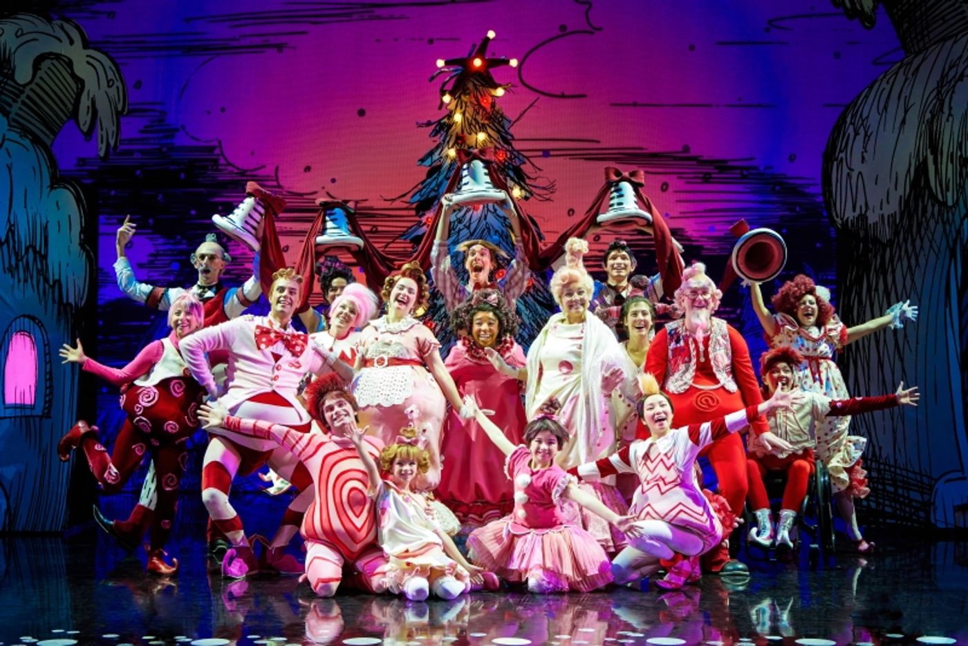 Review: THE GRINCH Stage Musical Slithers Back into OC's Segerstrom Center  Image