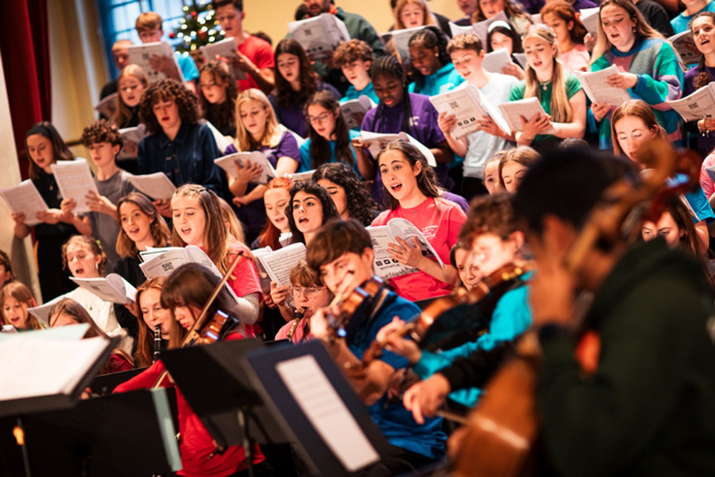 Photos: West End Stars Join National Youth Music Theatre For A Christmas Celebration  Image