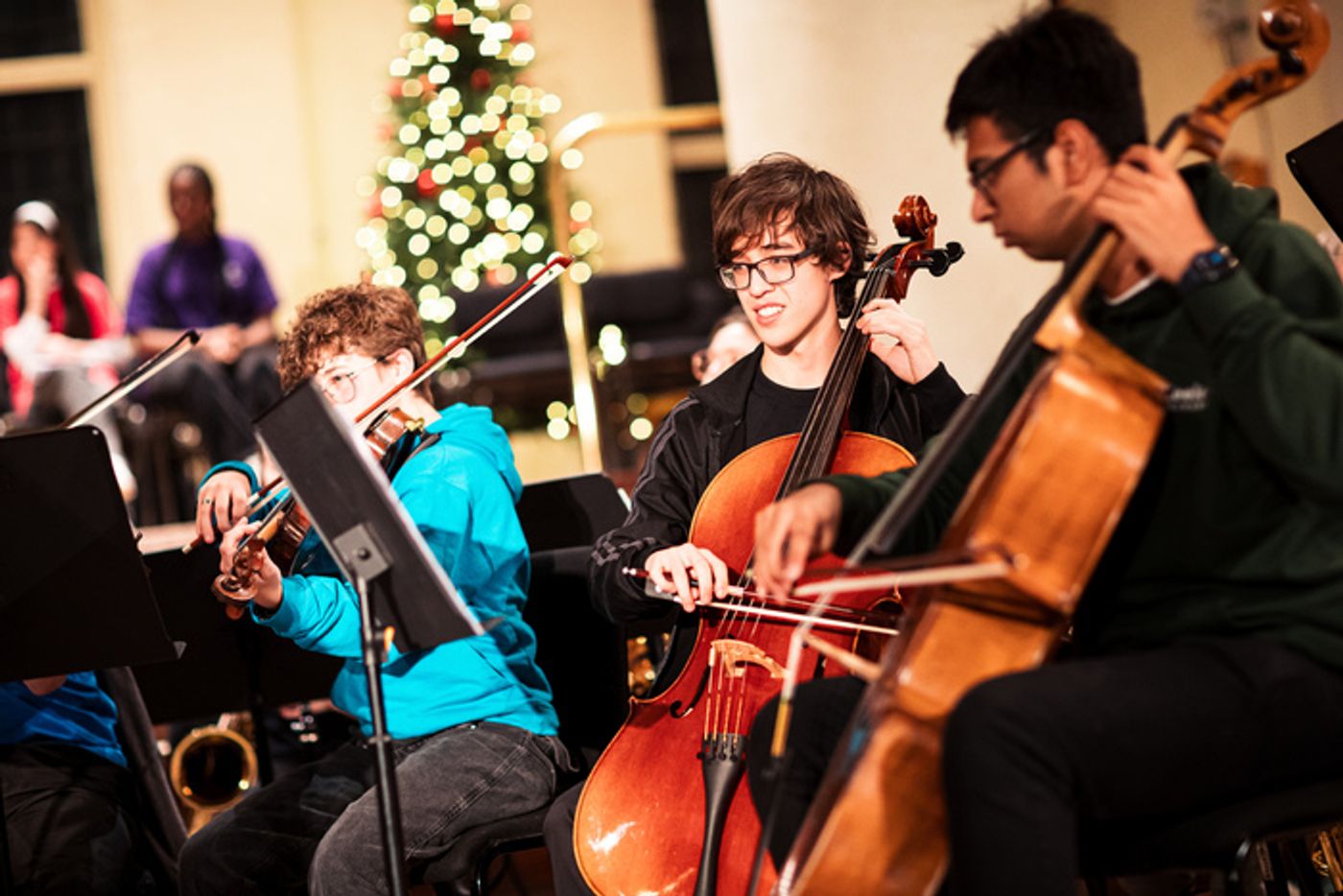 Photos: West End Stars Join National Youth Music Theatre For A Christmas Celebration  Image
