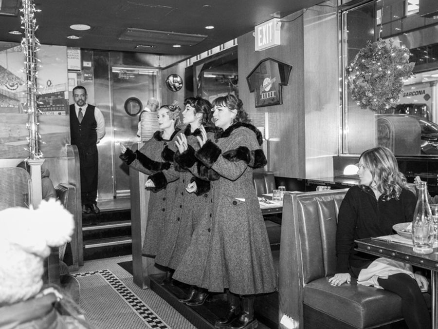 Photos: The Satin Dollz Tour New York City Restaurants with Christmas Caroling Image