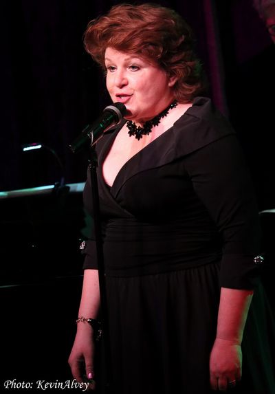Klea Blackhurst Photo