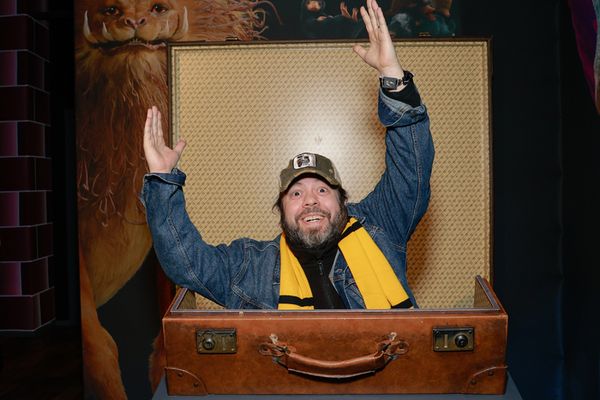 Dan Fogler

 Photo
