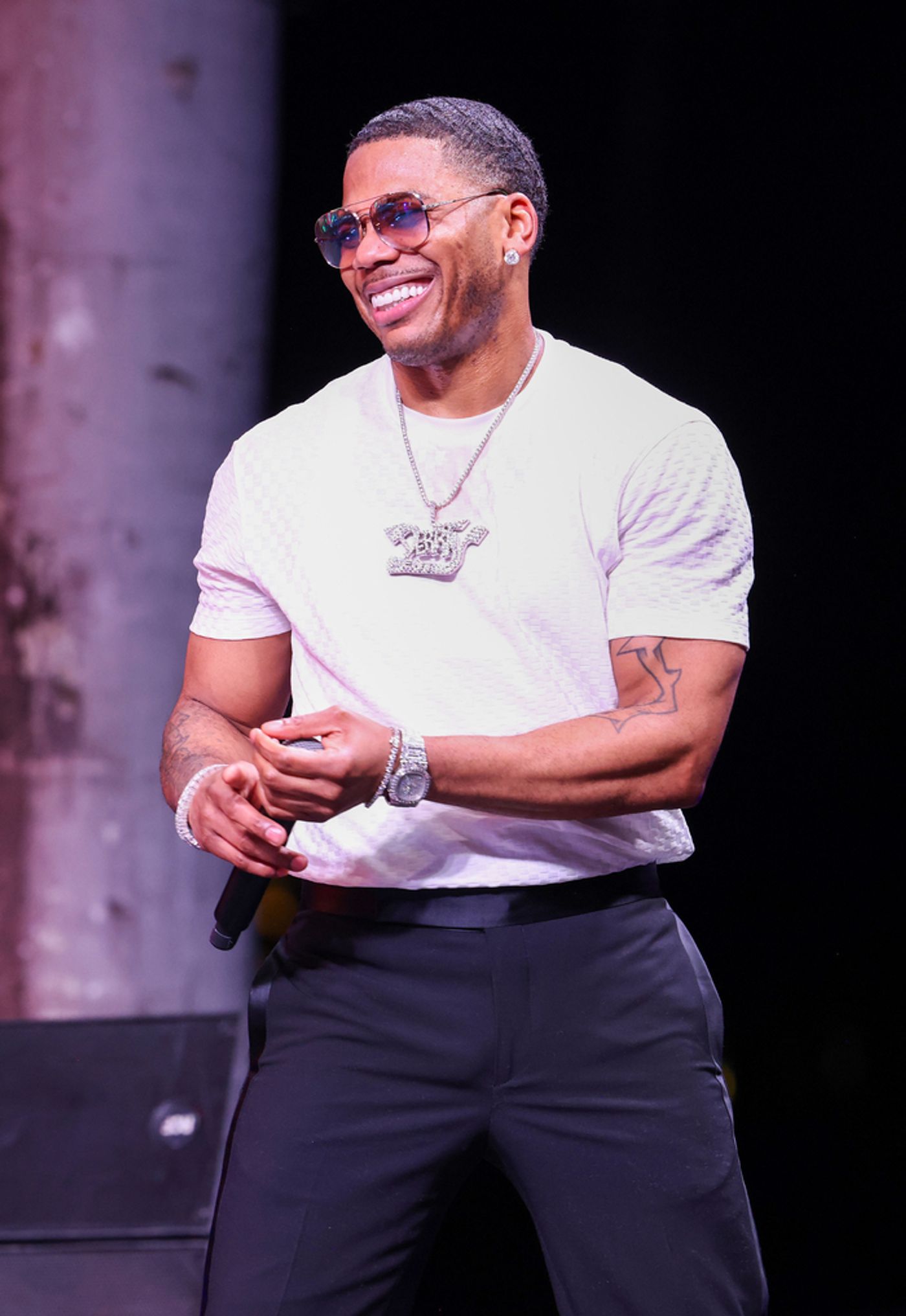 Photos: Neil Patrick Harris Hosts Atlantis New Year's Eve Celebration With Maroon 5, Nelly & More  Image