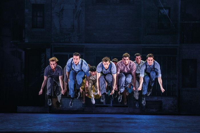 Photos: Get A First Look At The WEST SIDE STORY International Tour — photo 9 of 9