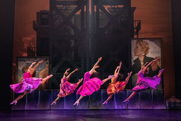 Photos: Get A First Look At The WEST SIDE STORY International Tour — photo 7 of 9