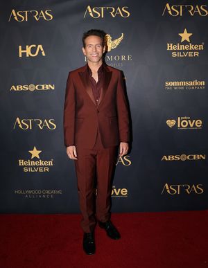 Glenn Howerton Photo