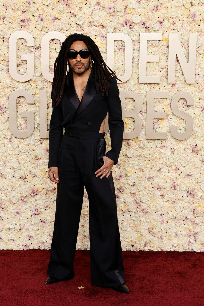 Photos: Inside the Golden Globes With Emma Stone, Taylor Swift & More — photo 58 of 125