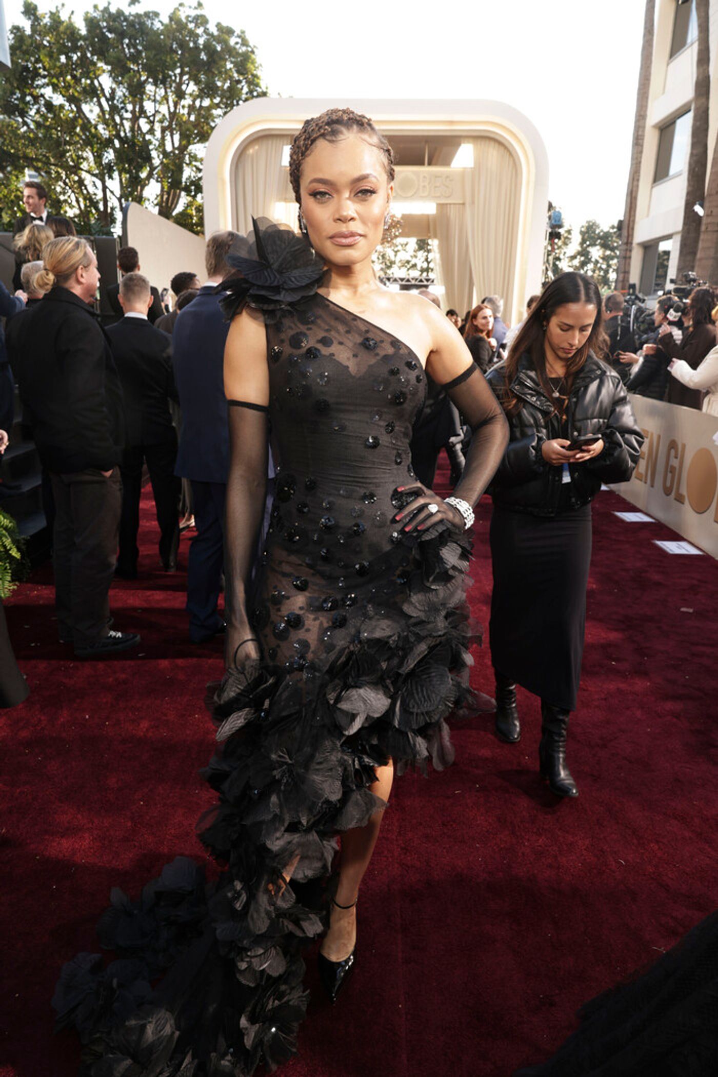 Photos: Inside the Golden Globes With Emma Stone, Taylor Swift & More  Image