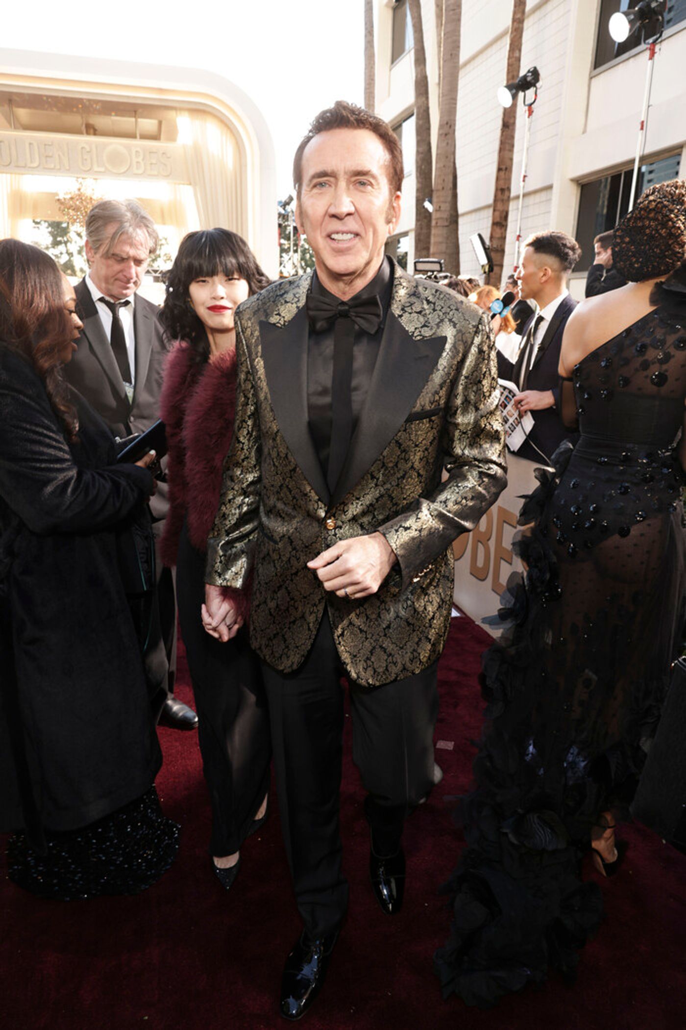 Photos: Inside the Golden Globes With Emma Stone, Taylor Swift & More  Image