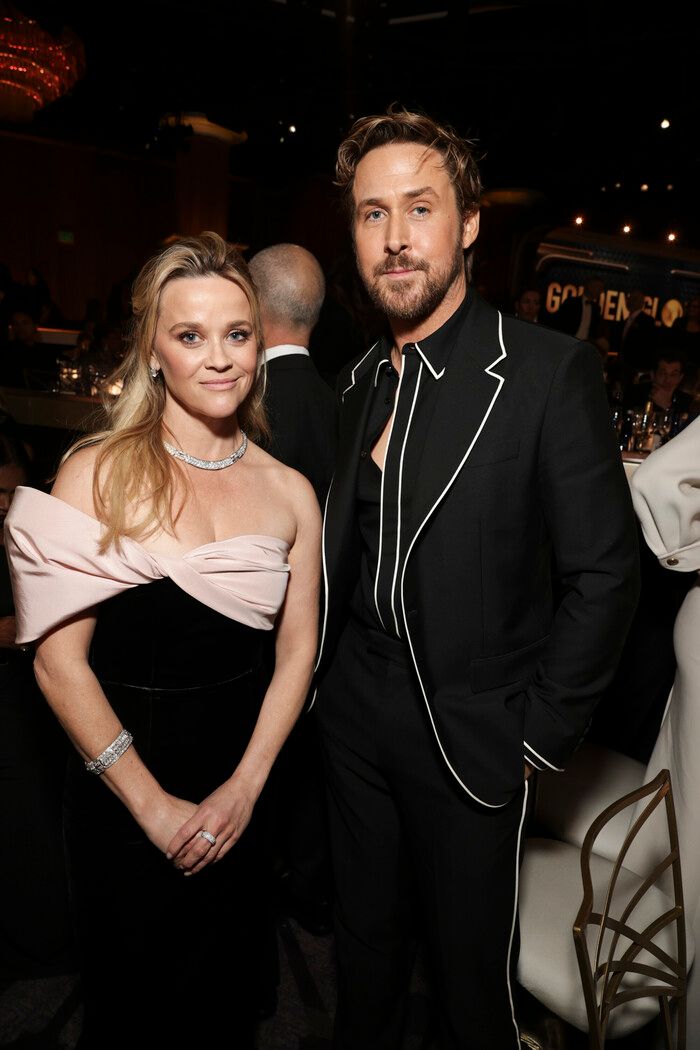 Photos: Inside the Golden Globes With Emma Stone, Taylor Swift & More — photo 5 of 125