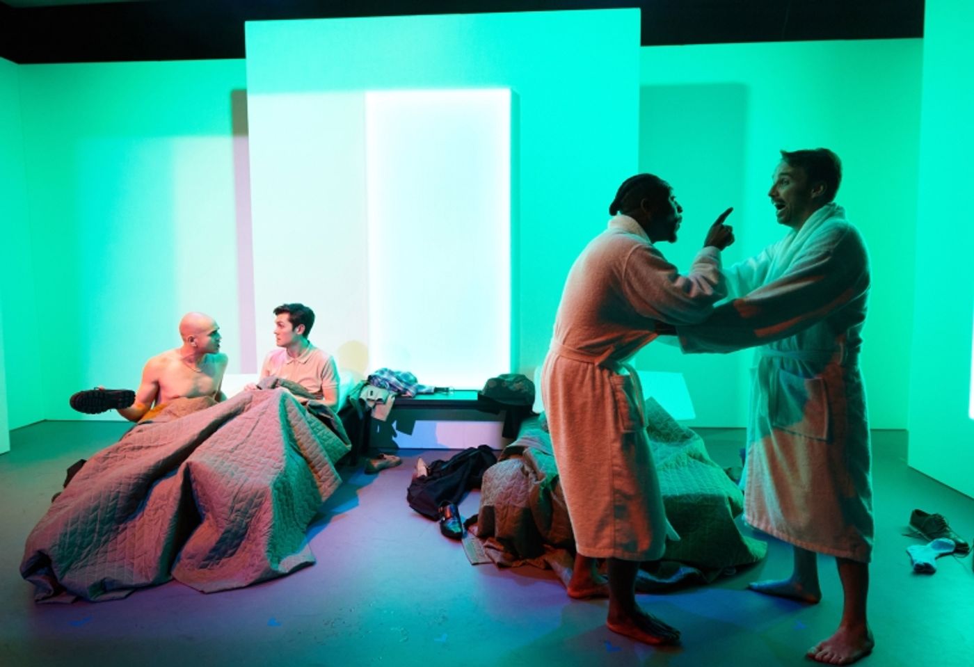 Review: EXHIBITIONISTS, King's Head Theatre  Image