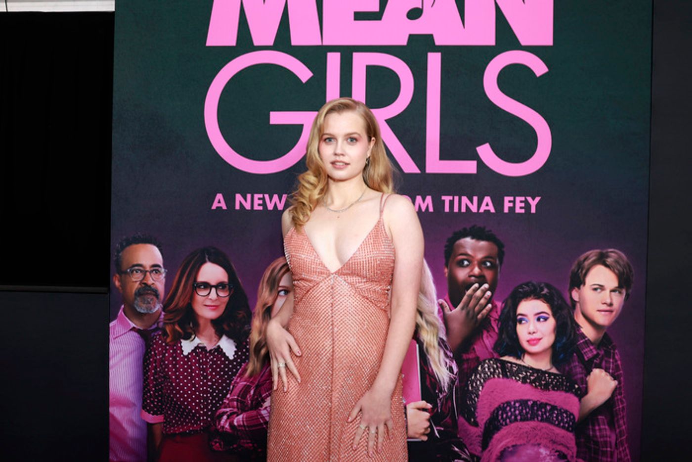 Photos: Inside the MEAN GIRLS Premiere With Tina Fey, Lindsay Lohan, Reneé Rapp & More  Image