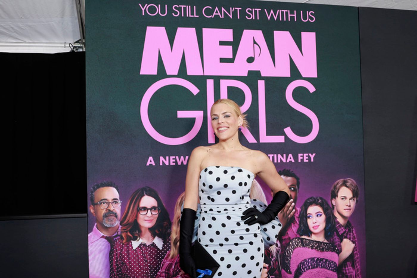 Photos: Inside the MEAN GIRLS Premiere With Tina Fey, Lindsay Lohan, Reneé Rapp & More  Image