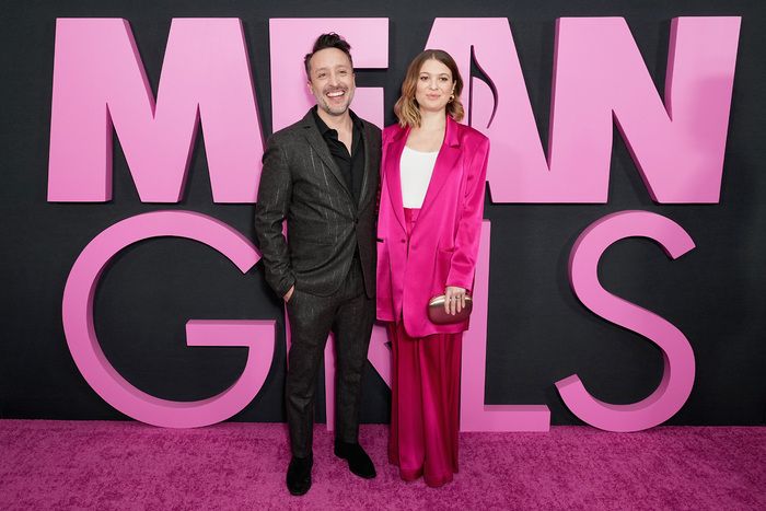 Photos: Inside the MEAN GIRLS Premiere With Tina Fey, Lindsay Lohan, Reneé Rapp & More — photo 36 of 60