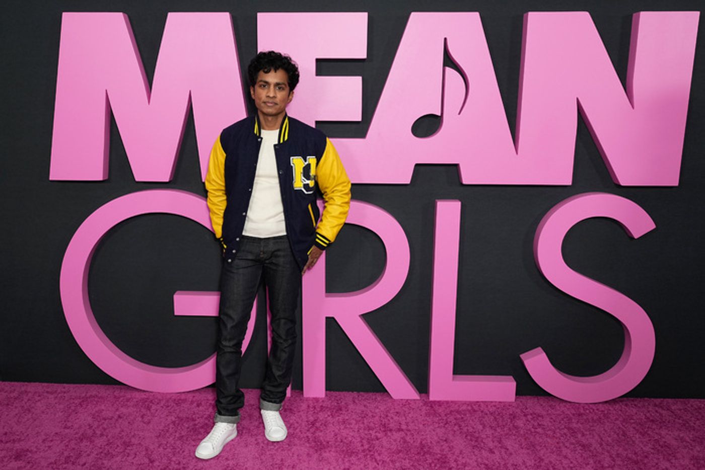Photos: Inside the MEAN GIRLS Premiere With Tina Fey, Lindsay Lohan, Reneé Rapp & More  Image