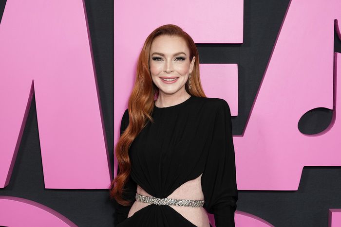 Photos: Inside the MEAN GIRLS Premiere With Tina Fey, Lindsay Lohan, Reneé Rapp & More — photo 22 of 60