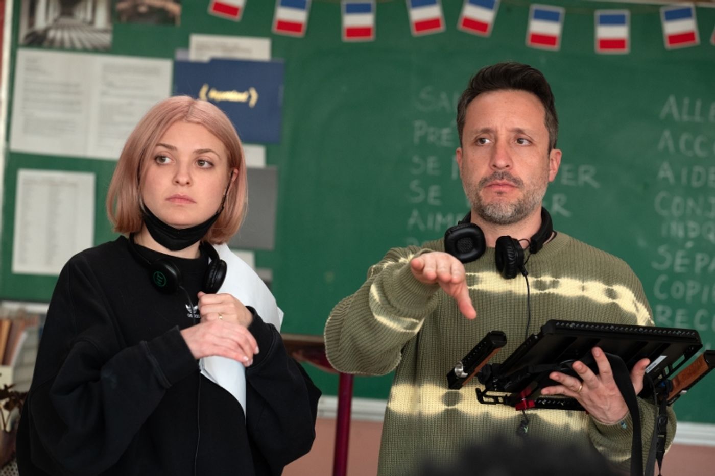 Exclusive: How Tina Fey Made MEAN GIRLS Sing in New Movie Musical  Image