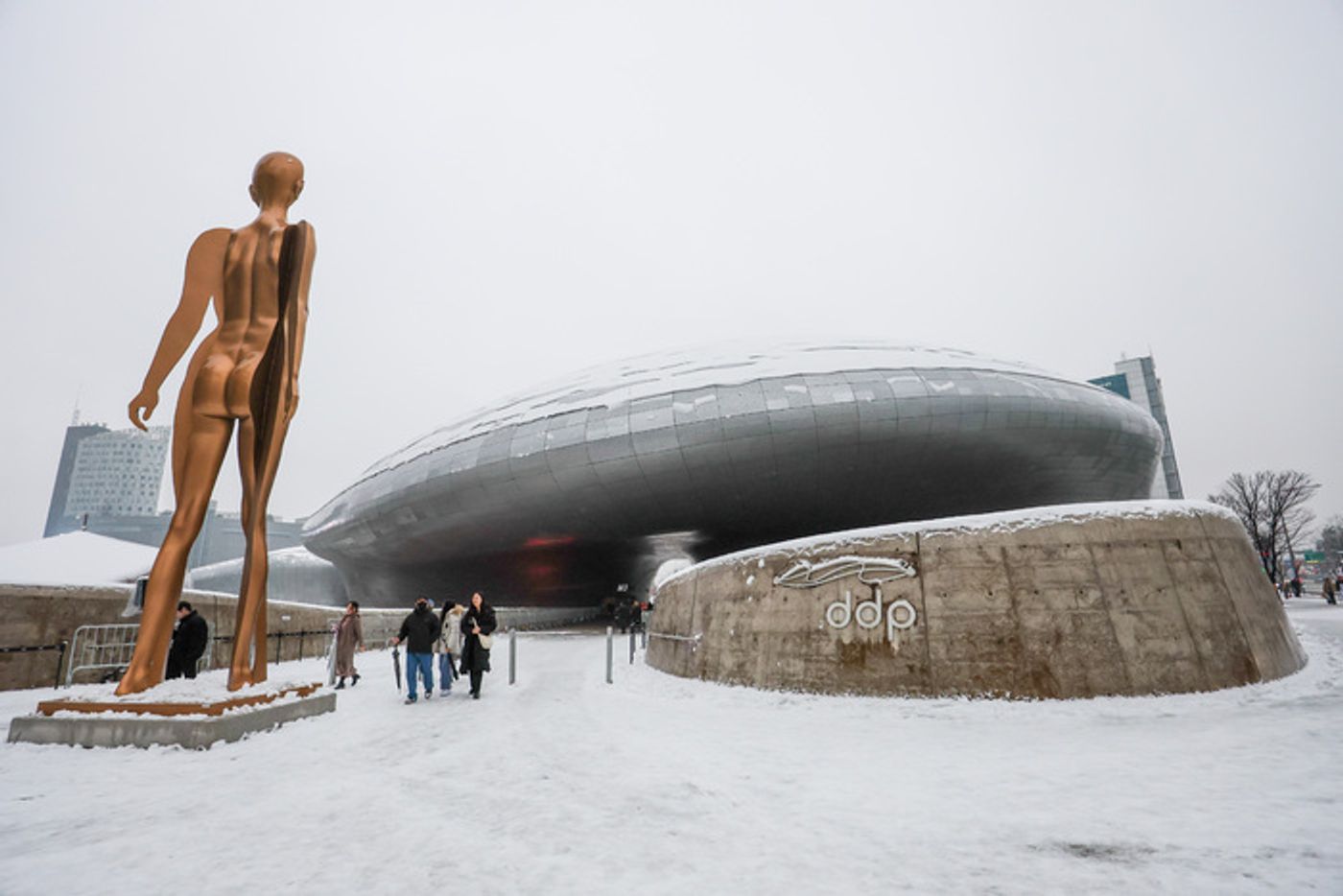 Photos: Jay Park, Chung Ha, and More Ring in the New Year at SEOULCon  Image