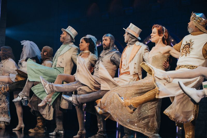 Photos: Alex Brightman Takes First Bows in SPAMALOT on Broadway — photo 2 of 9