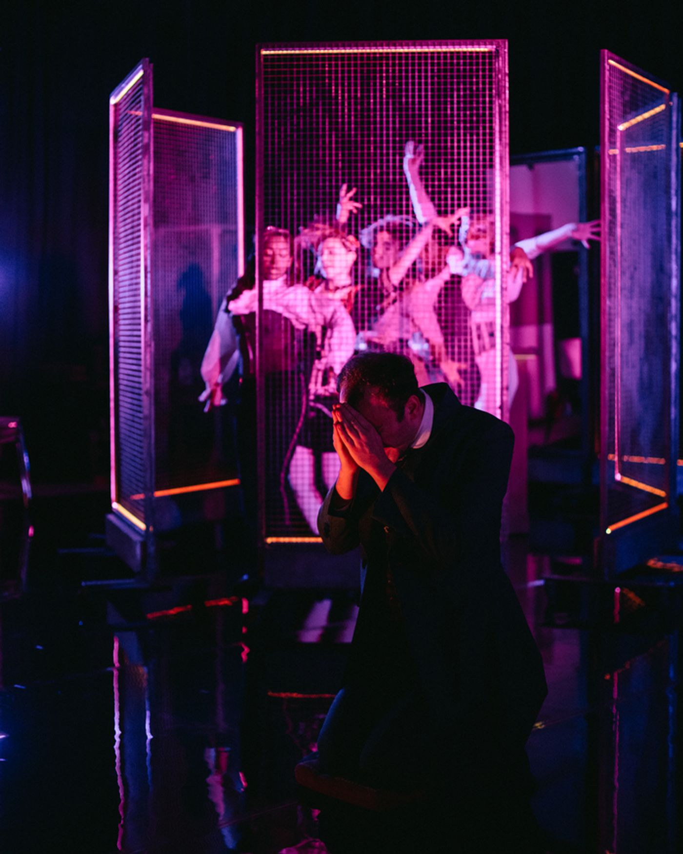 Photos: First Look at National Theatre's Schools' Touring Production of JEKYLL & HYDE  Image