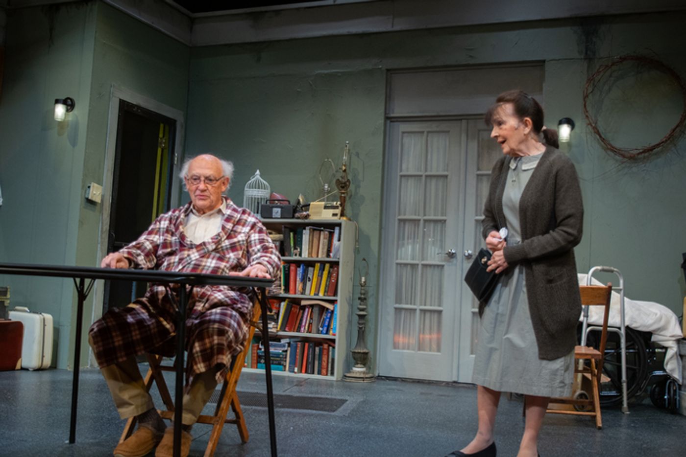 Photos: First Look At THE GIN GAME At Theatre Three  Image