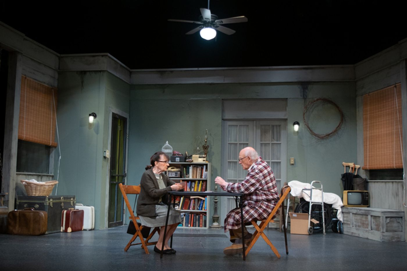 Photos: First Look At THE GIN GAME At Theatre Three  Image